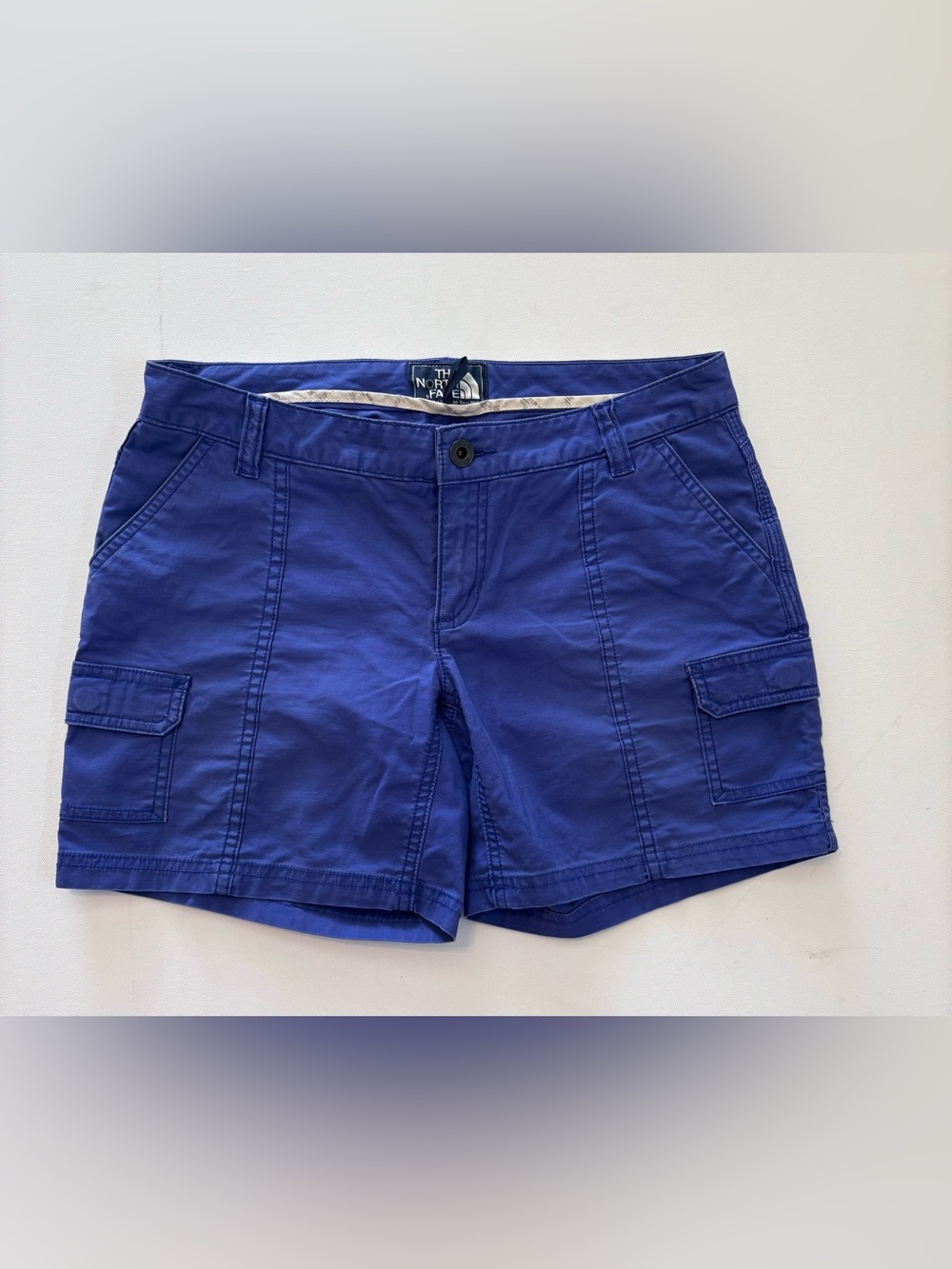 Women's The North Face Royal Blue 6" Cargo Shorts Size 4 Long